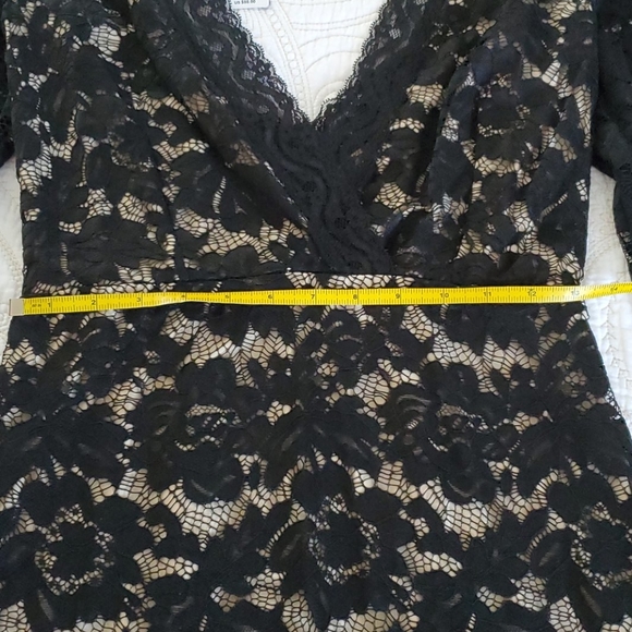 Dress - Picture 5 of 10